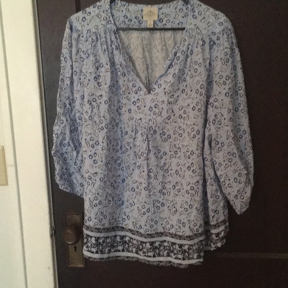 Never worn saint johns bay paisley blouse